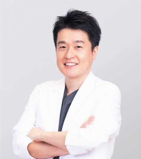 積山 真也